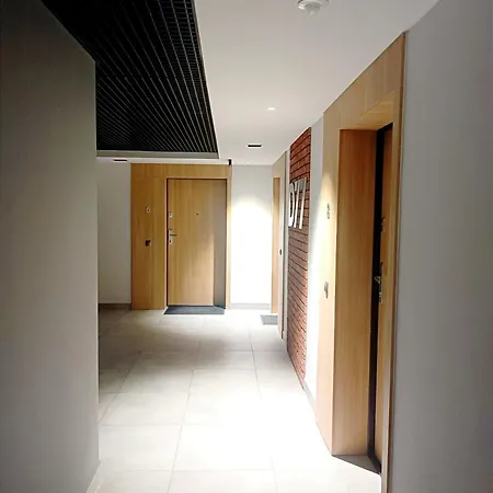 Alfahome Obok Manufaktury Drewnowska *