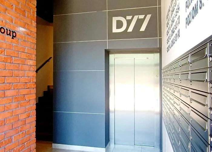 Alfahome Obok Manufaktury Drewnowska * Łódź